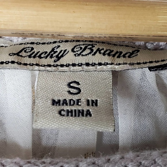 Lucky Brand Split Back Layered Sweater Beige Size Small - Picture 12 of 14